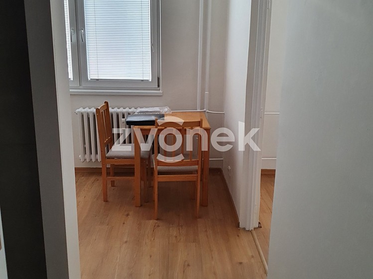 Pronájem bytu 2+1 52 m² - foto 2