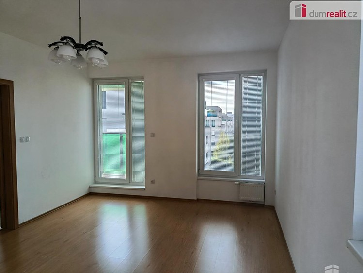 Pronájem bytu 3+kk 65 m² - foto 6