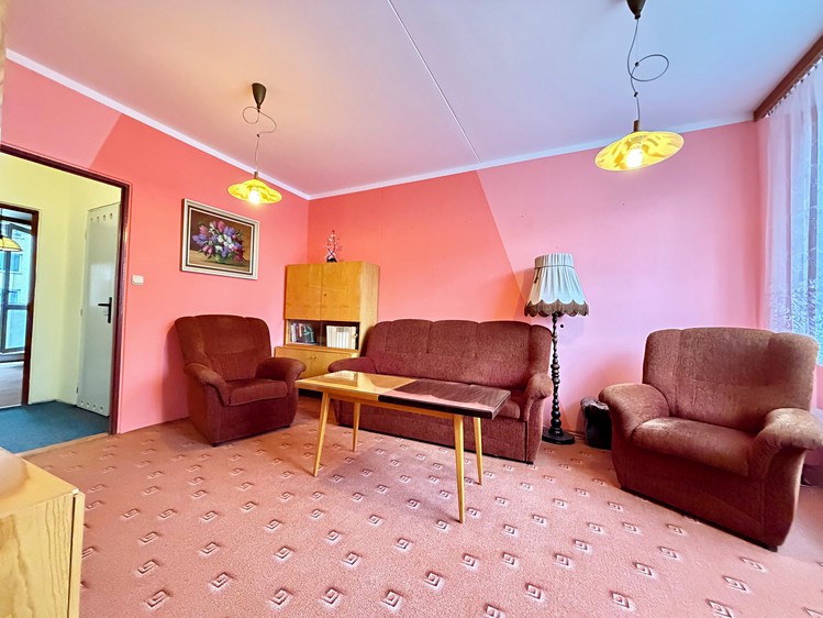 Pronájem bytu 2+1 60 m² (Jednopodlažní) - foto 2