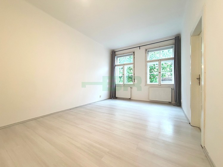 Pronájem bytu 2+1 80 m² - foto 6