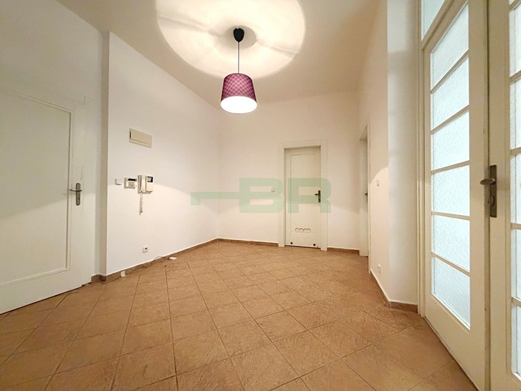 Pronájem bytu 2+1 80 m² - foto 8