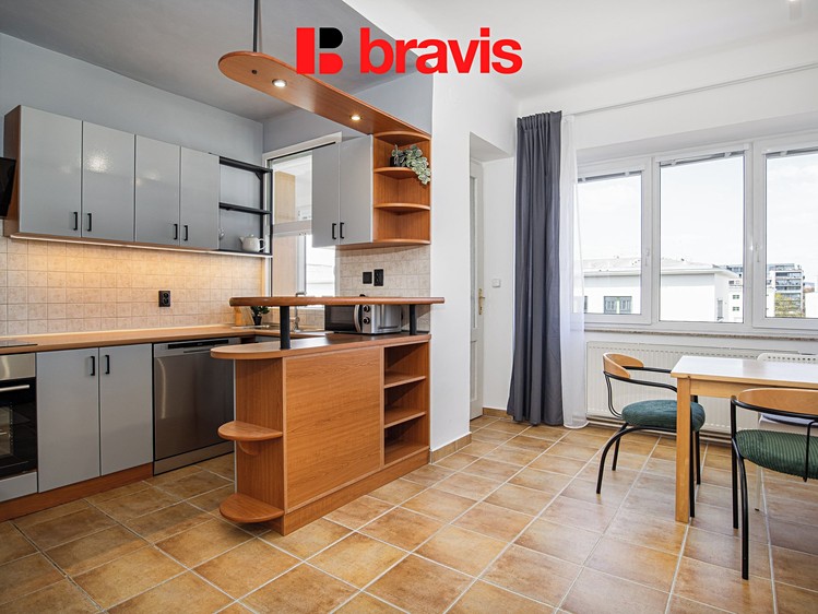 Pronájem bytu 2+kk 51 m² - foto 1