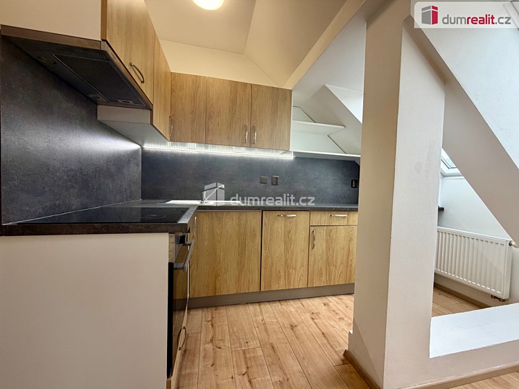 Pronájem bytu 2+kk 40 m² - foto 3