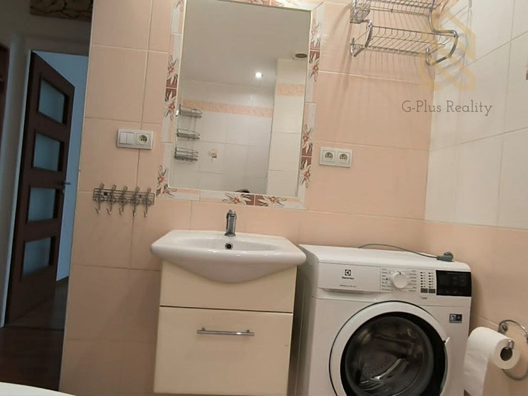 Pronájem bytu 2+1 53 m² - foto 2