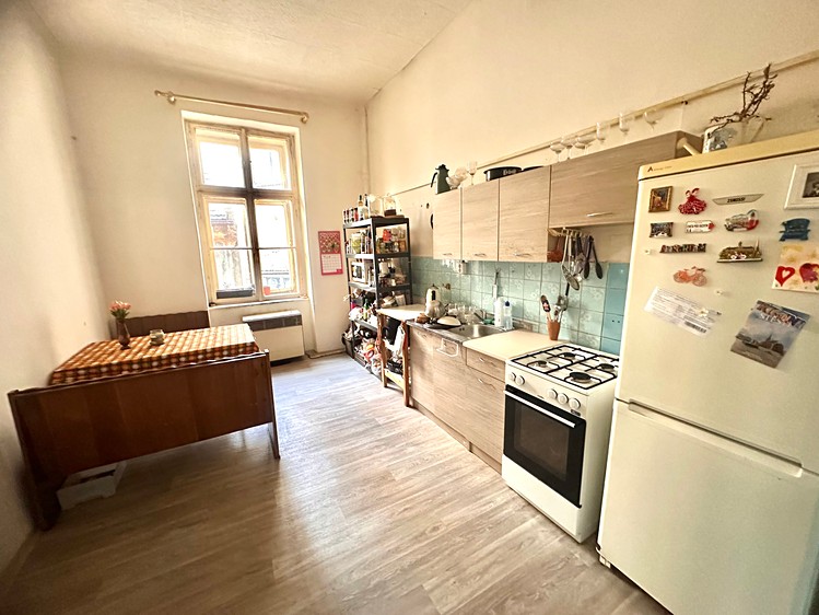 Pronájem bytu 3+1 106 m² - foto 2