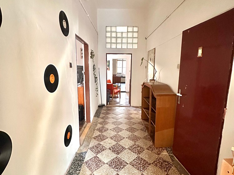 Pronájem bytu 3+1 106 m² - foto 5