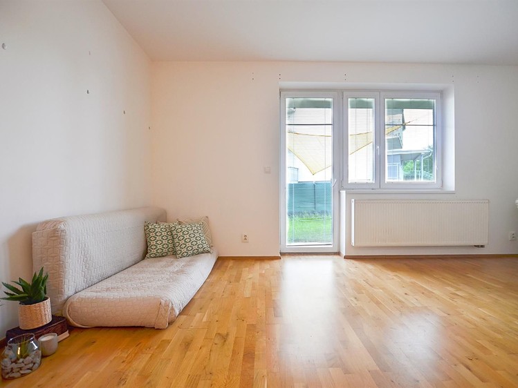 Pronájem bytu 2+kk 50 m² - foto 8