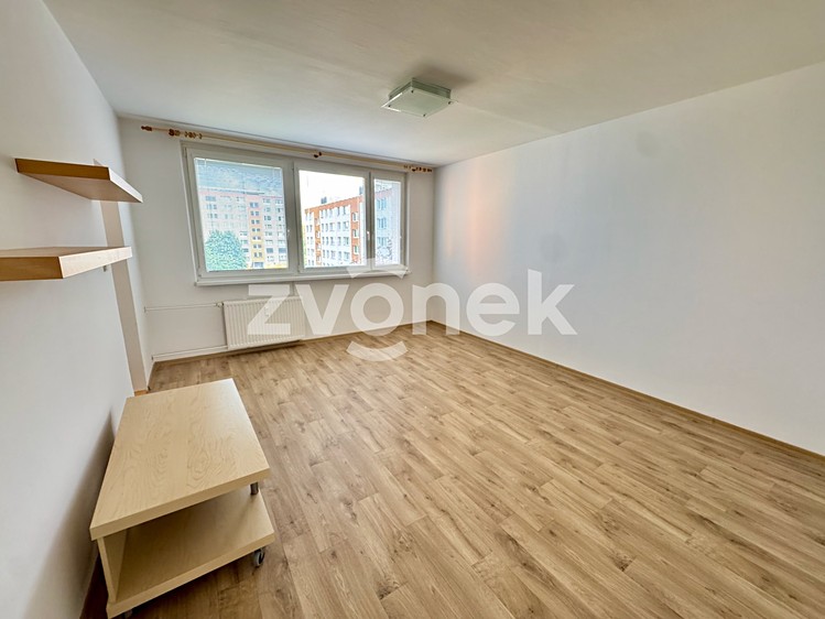 Pronájem bytu 3+1 68 m² (Jednopodlažní) - foto 2