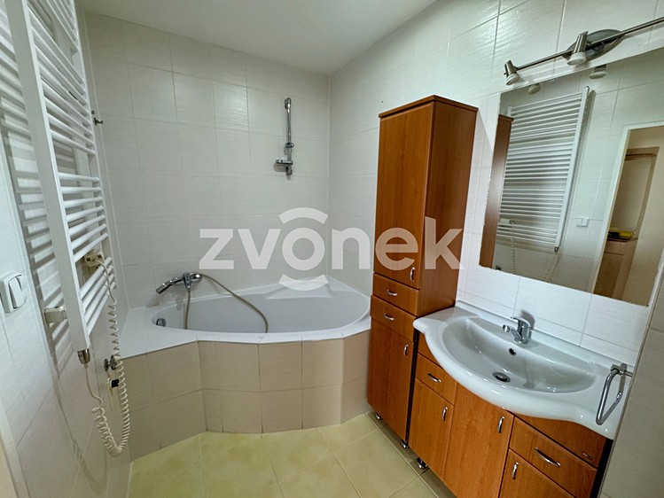 Pronájem bytu 3+1 68 m² (Jednopodlažní) - foto 8