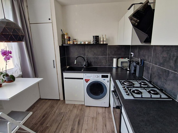 Pronájem bytu 1+1 33 m² - foto 1