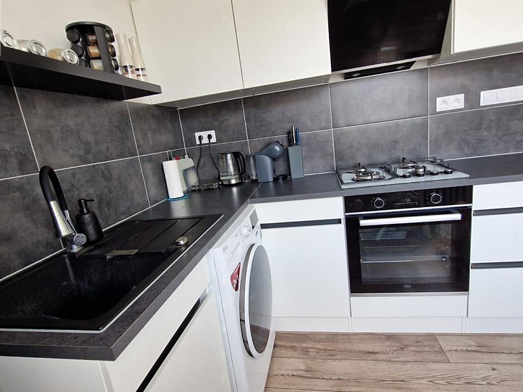 Pronájem bytu 1+1 33 m² - foto 4