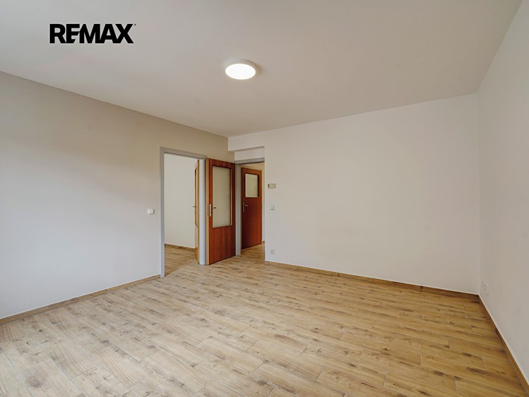 Pronájem bytu 3+1 90 m² - foto 7