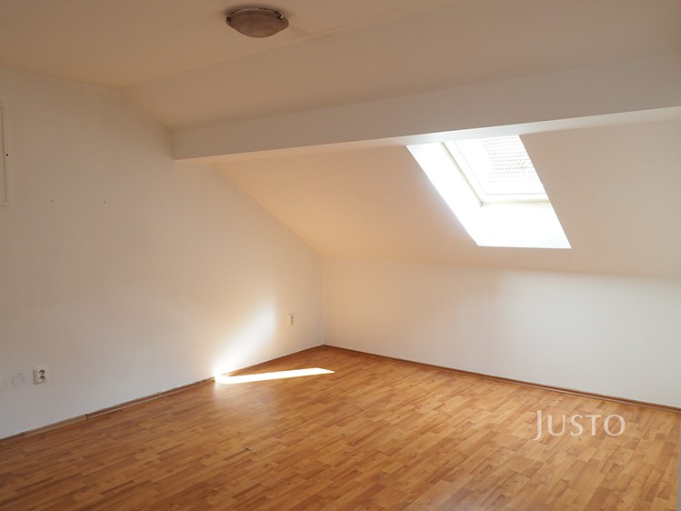 Pronájem bytu 2+kk 61 m² - foto 7