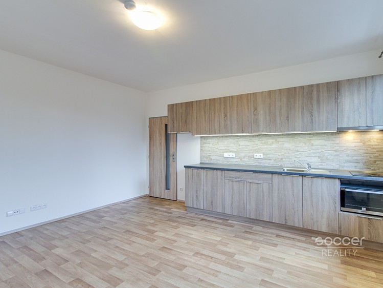 Pronájem bytu 1+kk 29 m² - foto 1