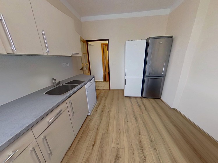 Pronájem bytu 4+1 83 m² (Jednopodlažní) - foto 6