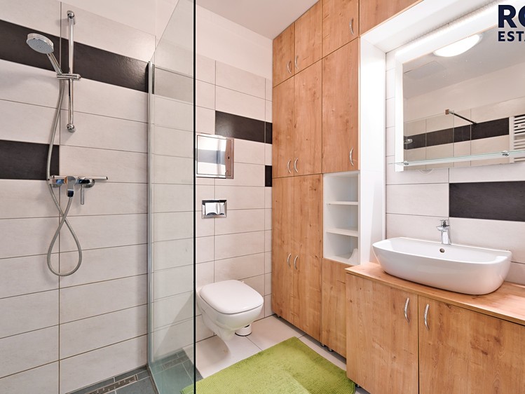 Pronájem bytu 1+kk 28 m² - foto 3