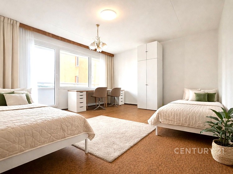 Pronájem pokoje 85 m² - foto 1