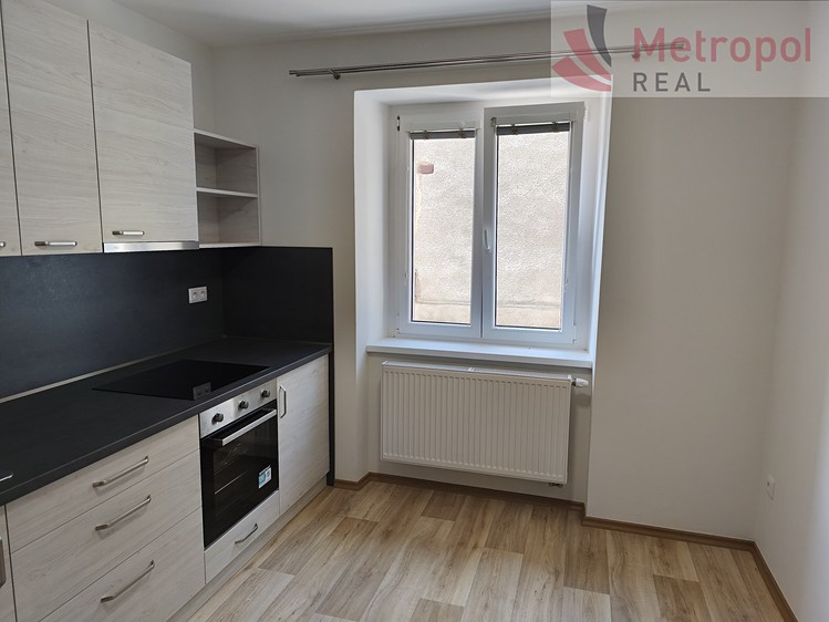 Pronájem bytu 2+kk 35 m² - foto 6