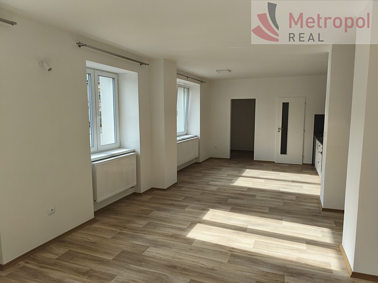 Pronájem bytu 1+kk 47 m² - foto 2
