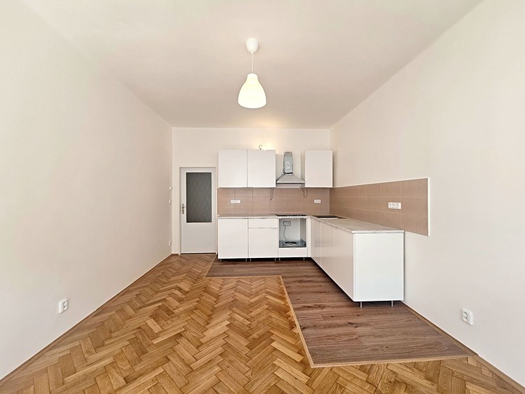Pronájem bytu 3+kk 76 m² (Jednopodlažní) - foto 1