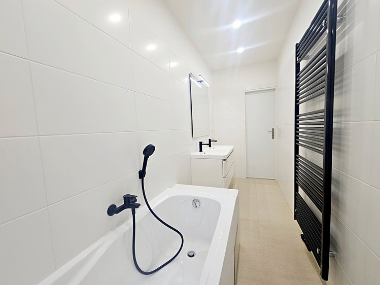 Pronájem bytu 3+kk 76 m² (Jednopodlažní) - foto 7