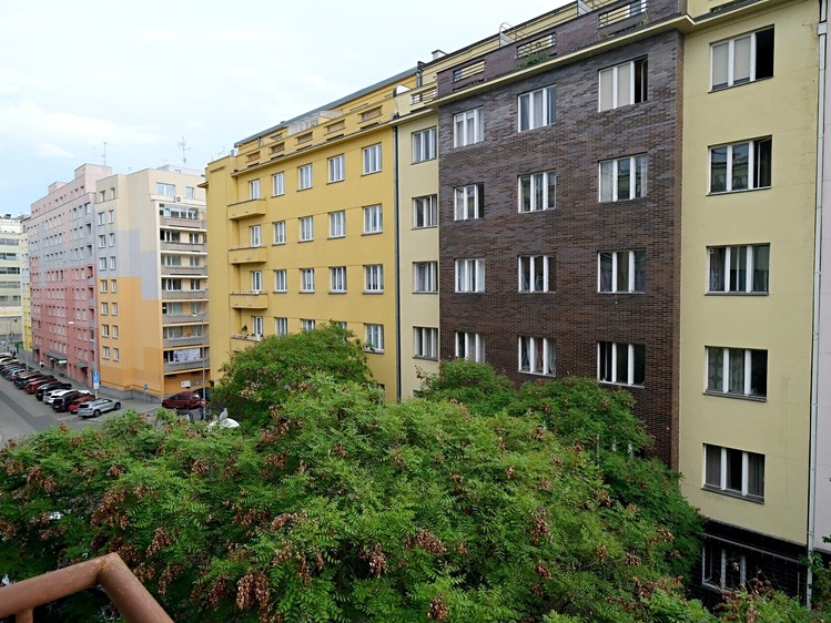 Pronájem bytu 3+kk 76 m² (Jednopodlažní) - foto 8