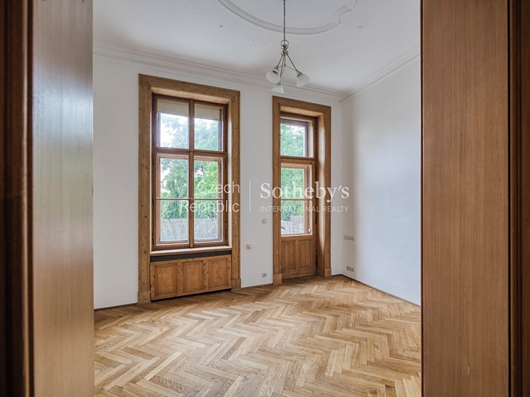 Pronájem bytu 6 pokojů a více 255 m² - foto 6