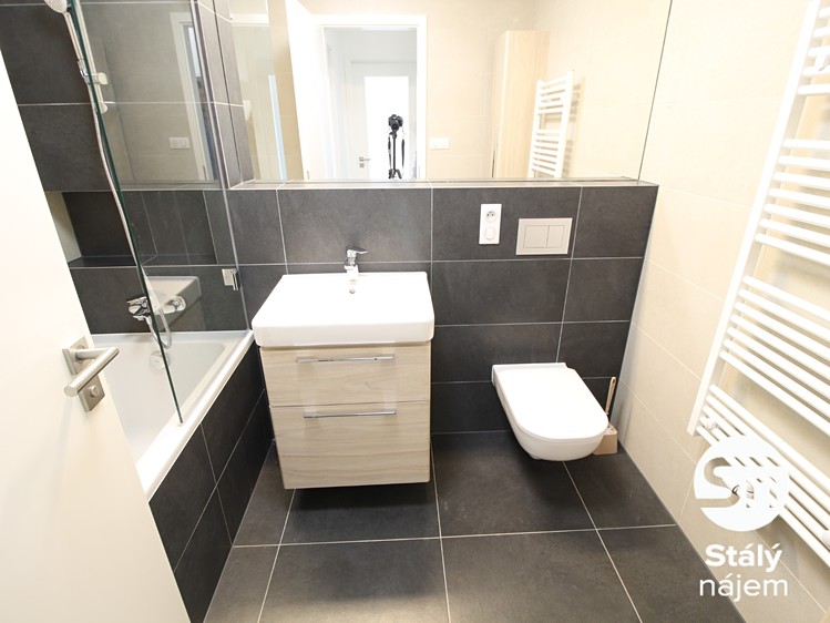 Pronájem bytu 2+kk 52 m² - foto 8