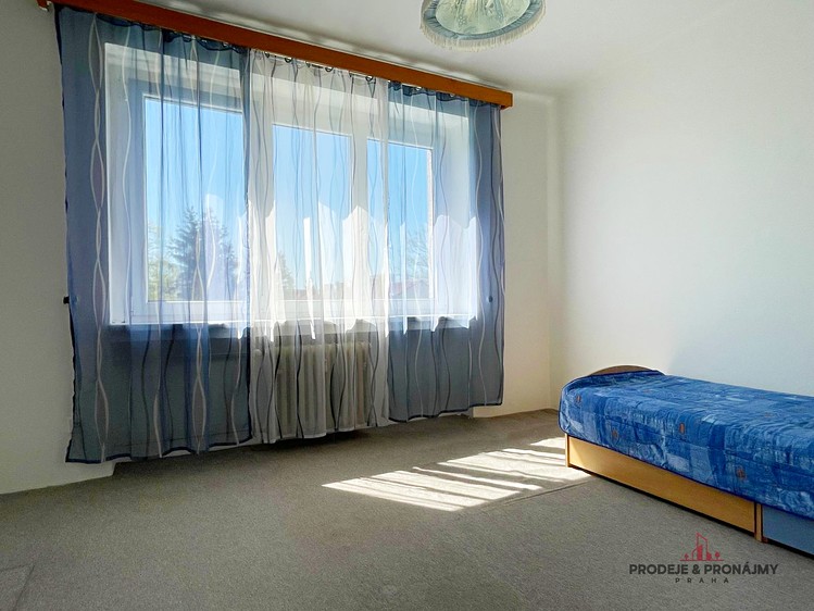Pronájem bytu 3+1 79 m² - foto 1