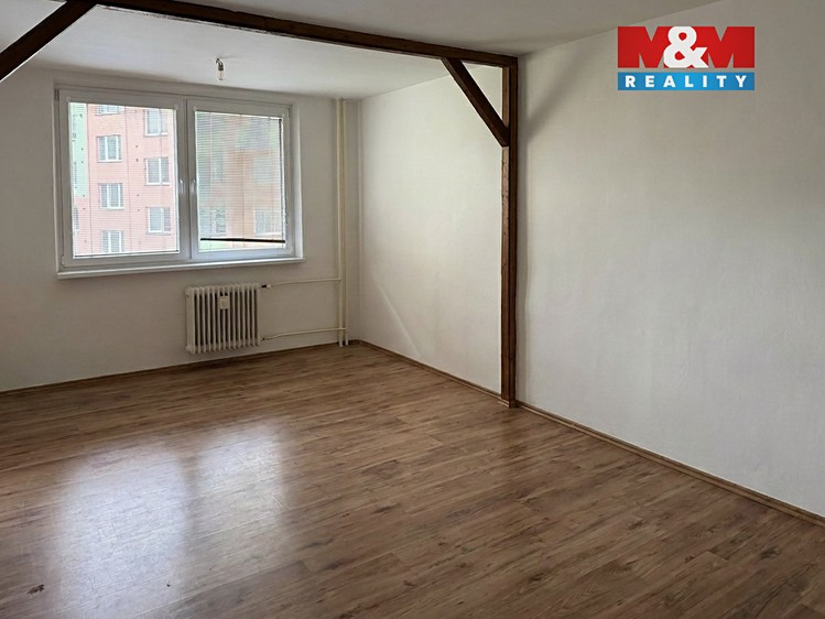 Pronájem bytu 3+1 77 m² - foto 3