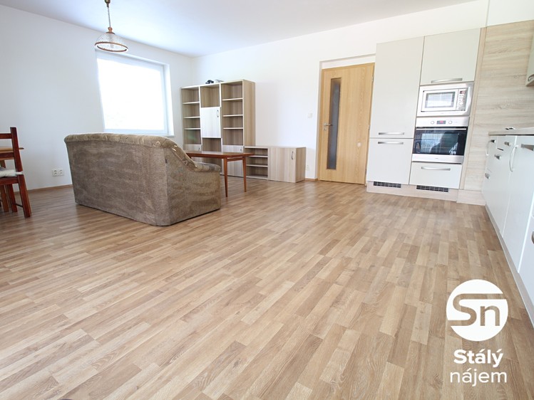 Pronájem bytu 2+kk 59 m² - foto 3