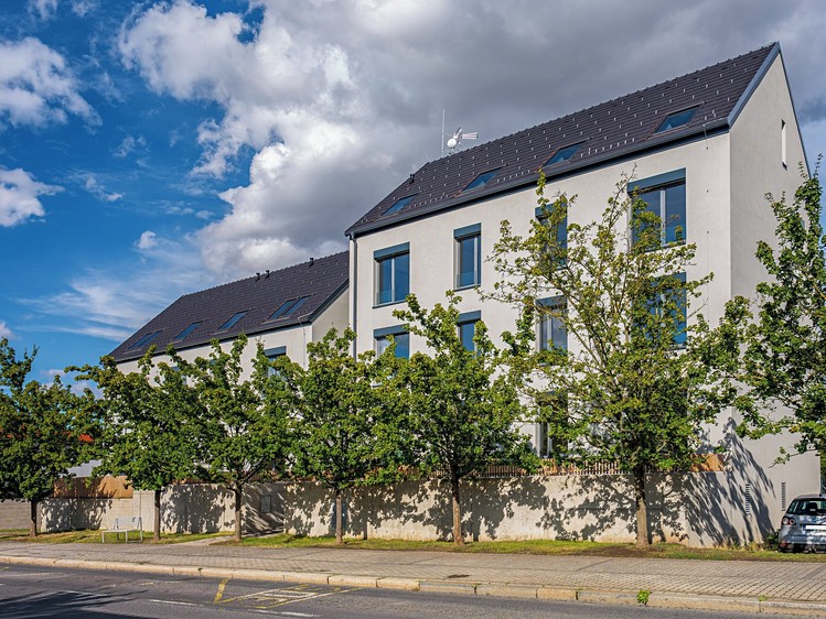 Pronájem bytu 3+kk 75 m² - foto 1