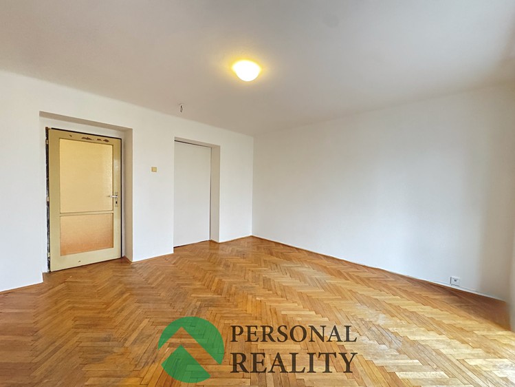 Pronájem bytu 2+1 55 m² - foto 4