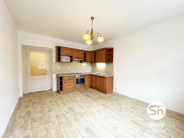Pronájem bytu 1+kk 24 m² - foto 4