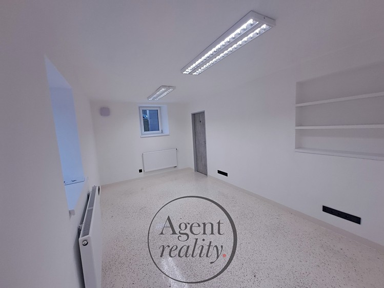 Pronájem bytu 1+kk 40 m² - foto 6