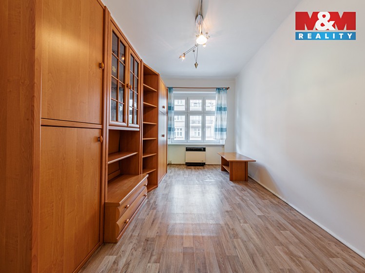 Pronájem bytu 2+1 74 m² - foto 7