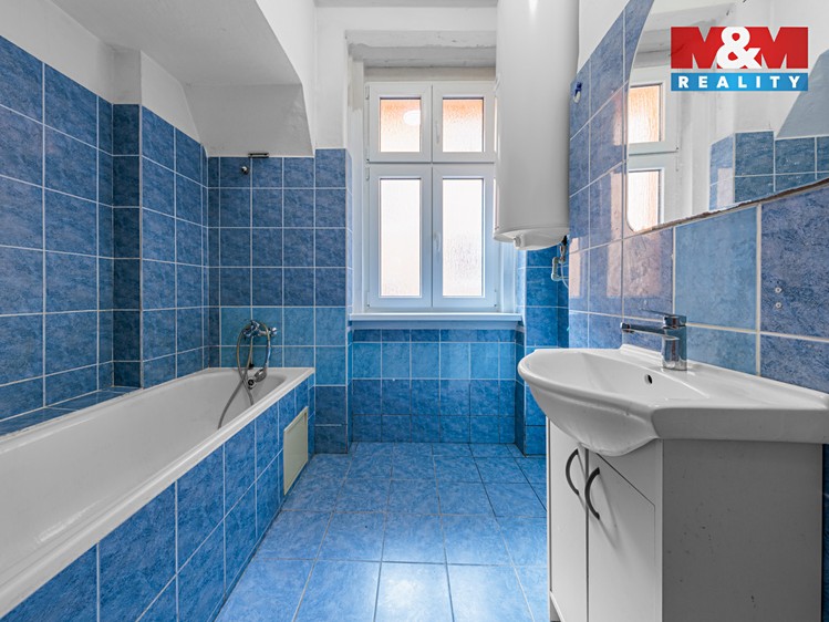 Pronájem bytu 2+1 74 m² - foto 8