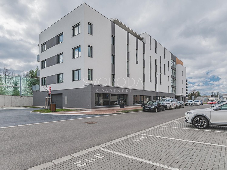 Pronájem bytu 2+kk 56 m² - foto 1