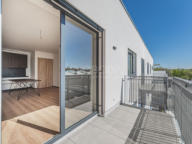 Pronájem bytu 2+kk 56 m² - foto 8