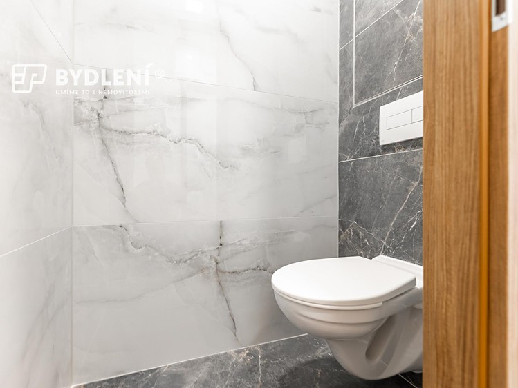 Pronájem bytu 3+1 81 m² (Jednopodlažní) - foto 8