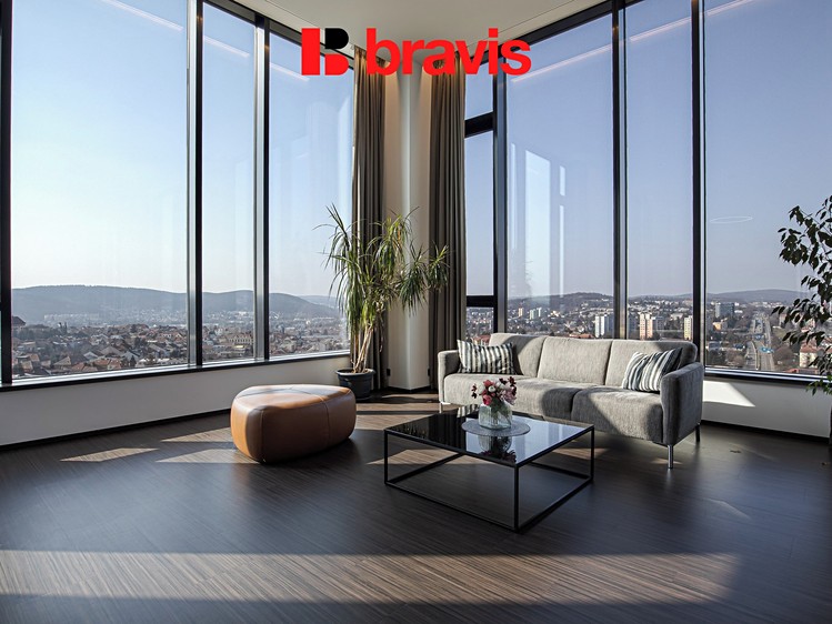 Pronájem bytu 6 pokojů a více 280 m² - foto 3