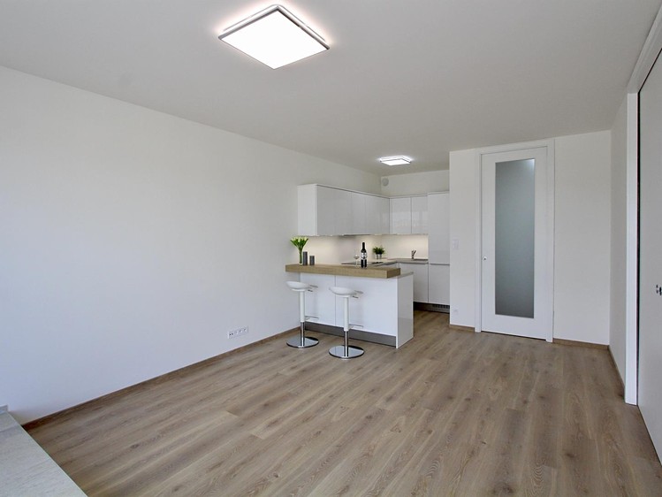 Pronájem bytu 2+kk 57 m² - foto 2