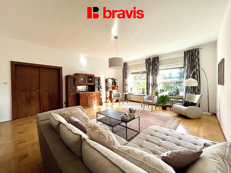 Pronájem bytu 2+1 100 m² - foto 1