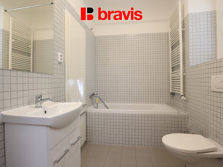 Pronájem bytu 2+1 55 m² - foto 4