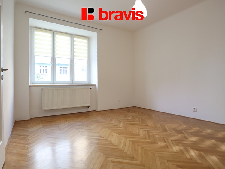 Pronájem bytu 2+1 55 m² - foto 3