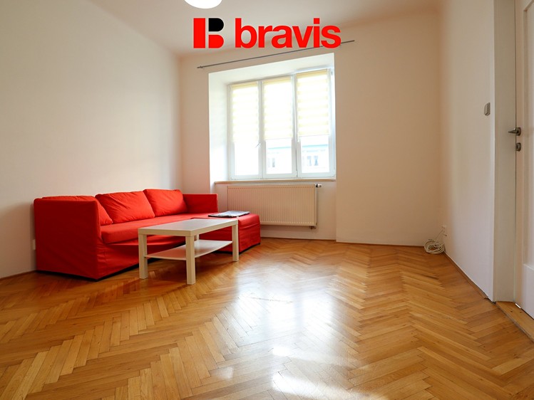 Pronájem bytu 2+1 55 m² - foto 7