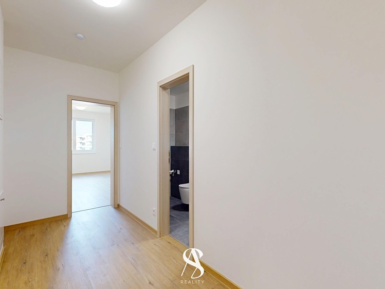 Pronájem bytu 1+kk 39 m² - foto 3
