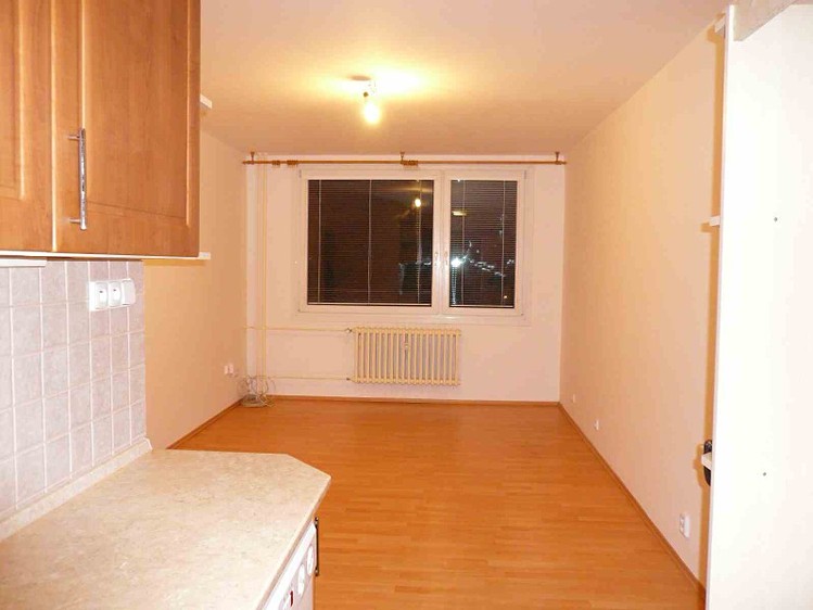 Pronájem bytu 3+kk 61 m² - foto 3