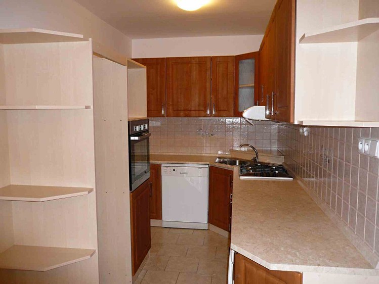 Pronájem bytu 3+kk 61 m² - foto 1