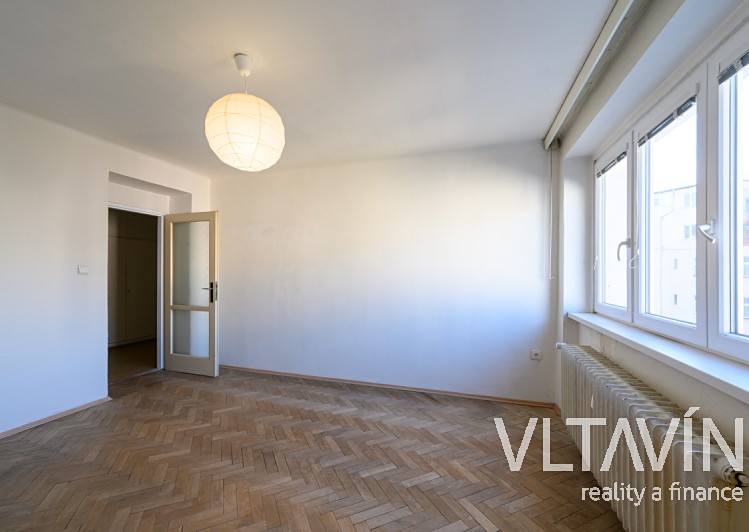 Pronájem bytu 2+1 68 m² - foto 3